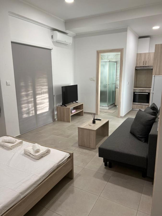 Modern Center Saripolou דירה